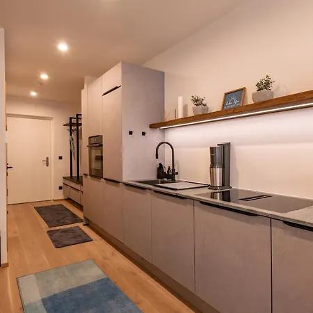 Fuchsbau - Natur, Ruhe, Geborgenheit - Willkommen In Tirol ヴァルヒゼー